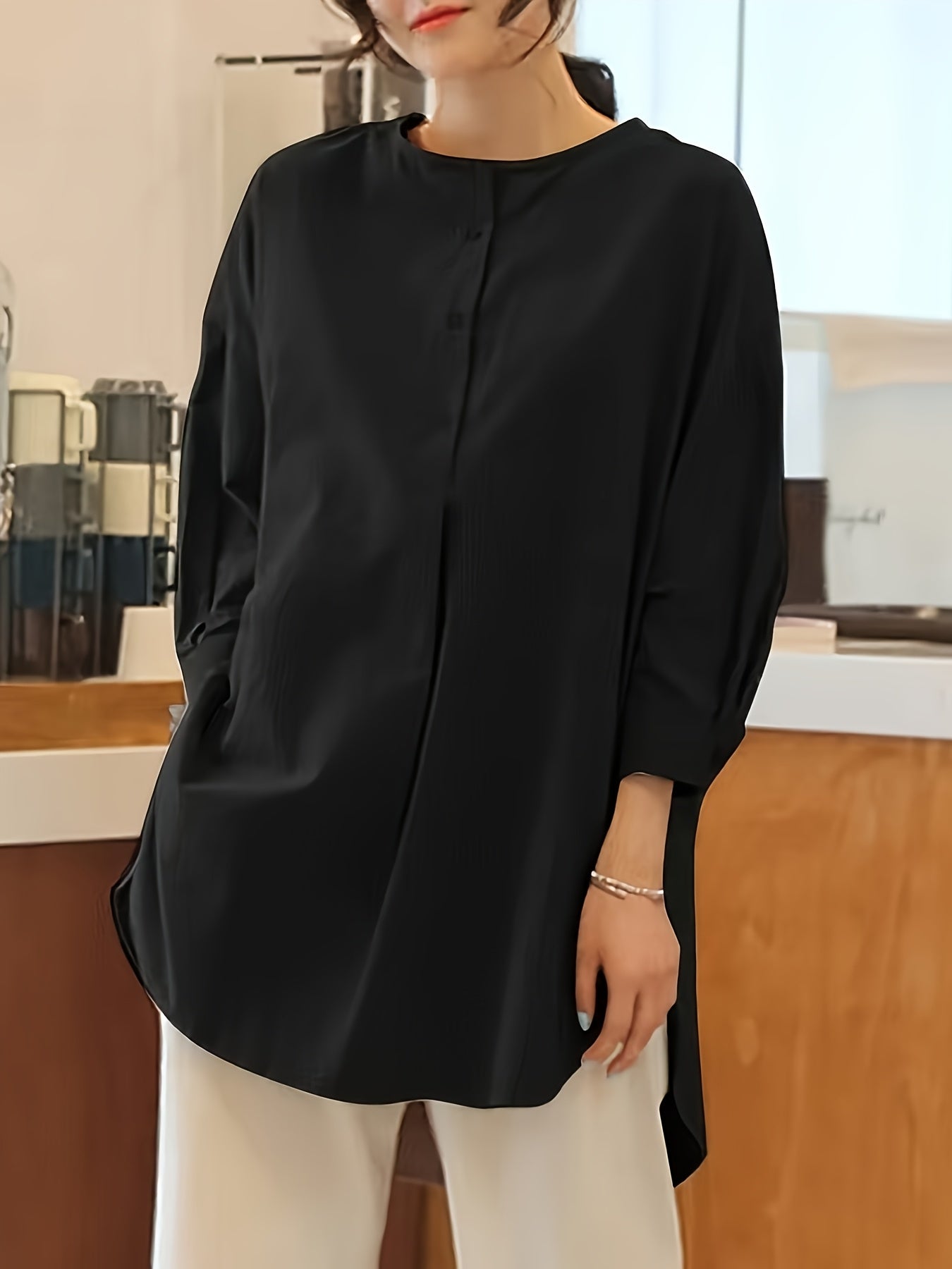 Collarless long shirt (black)