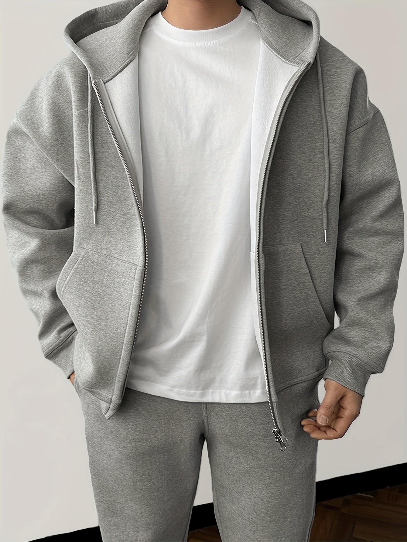 Cross border winter tracksuit for Men (Grey)