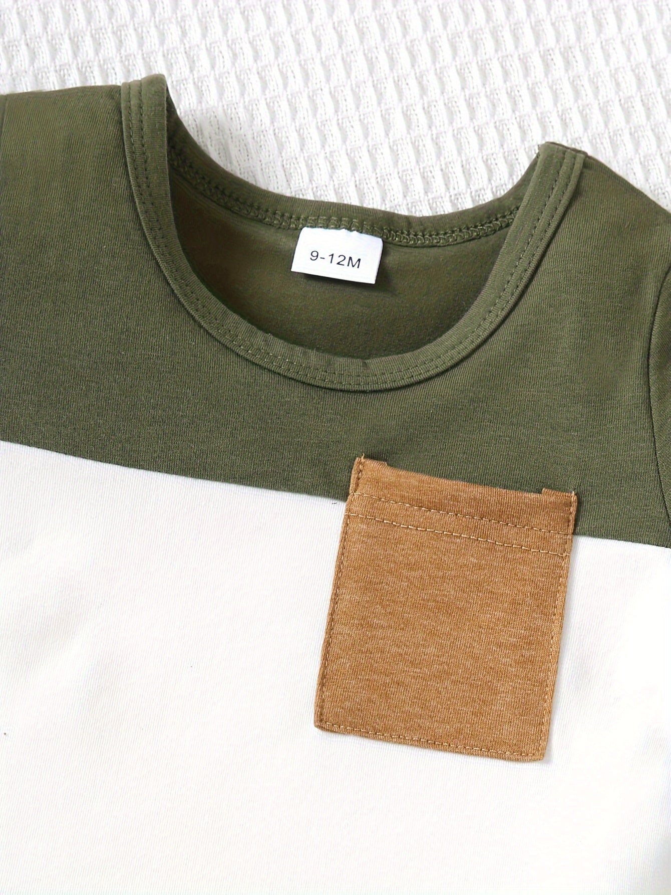 Cute tracksuit for boys