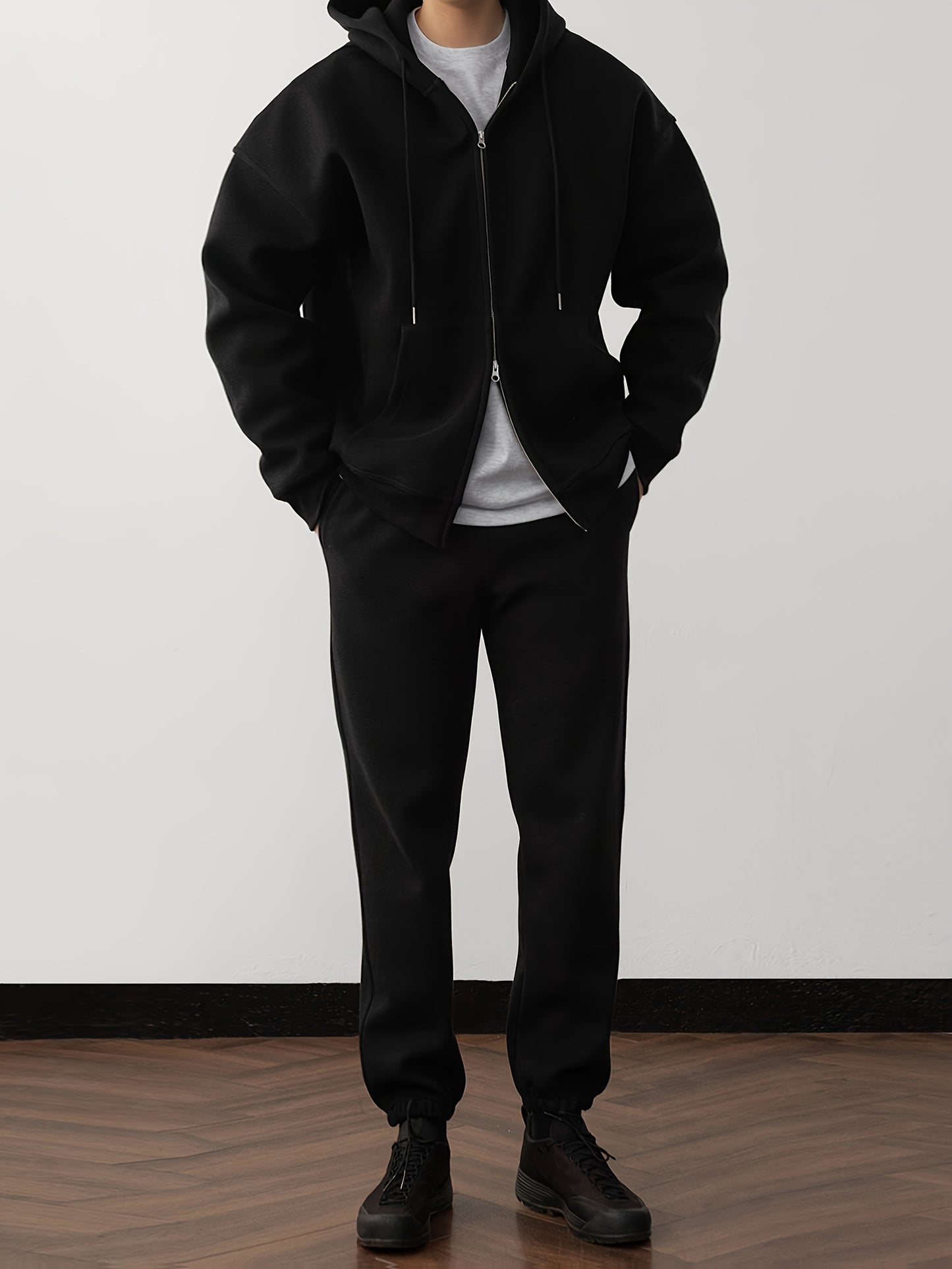 Cross border winter tracksuit for Men (black)