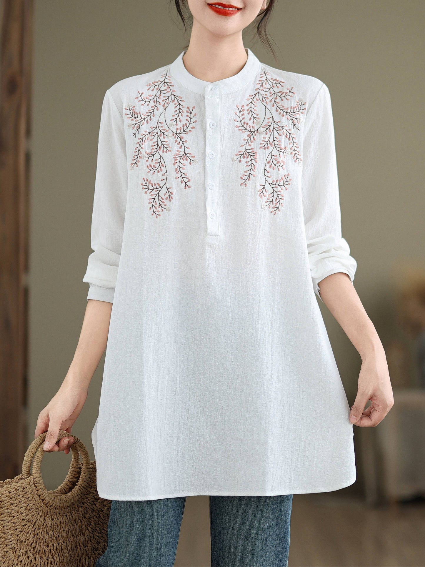 Elegant embroidered ling shirt (White)