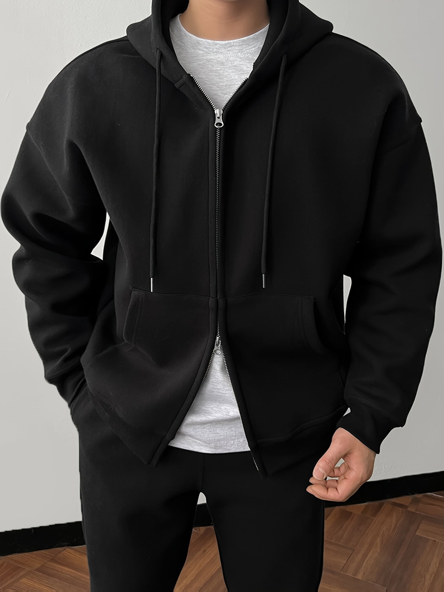 Cross border winter tracksuit for Men (black)