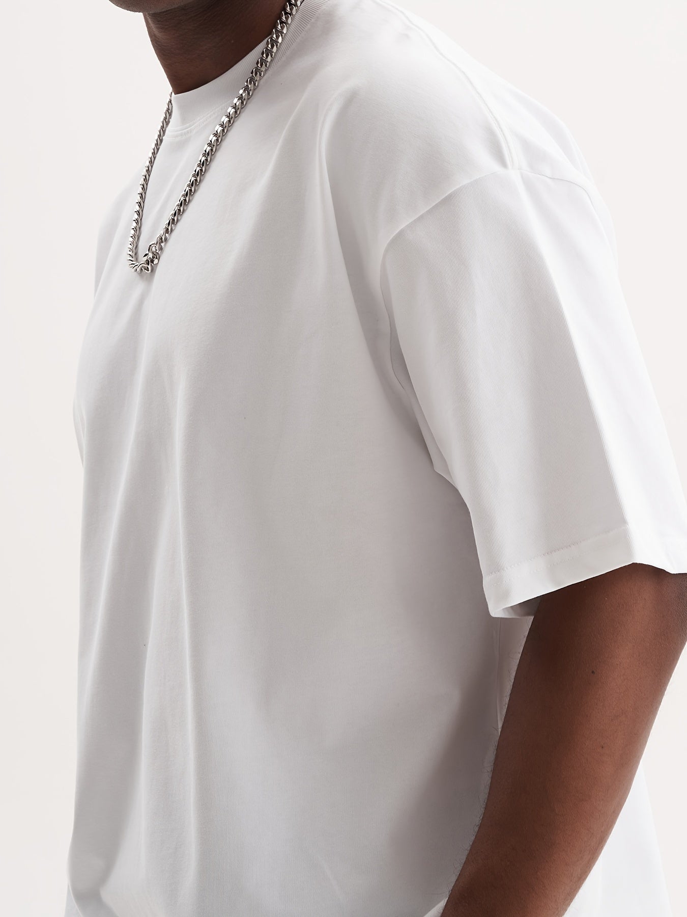 Down shoulder plain t-shirt (White)