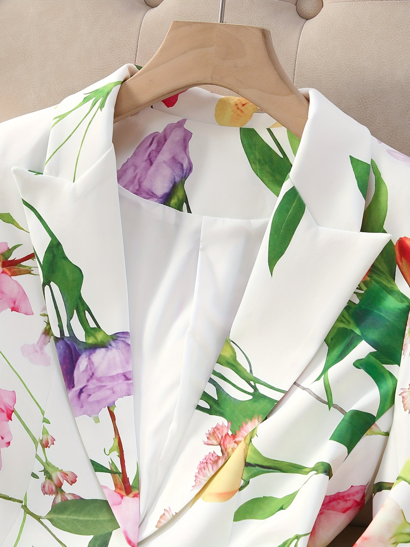Retro woman coat
