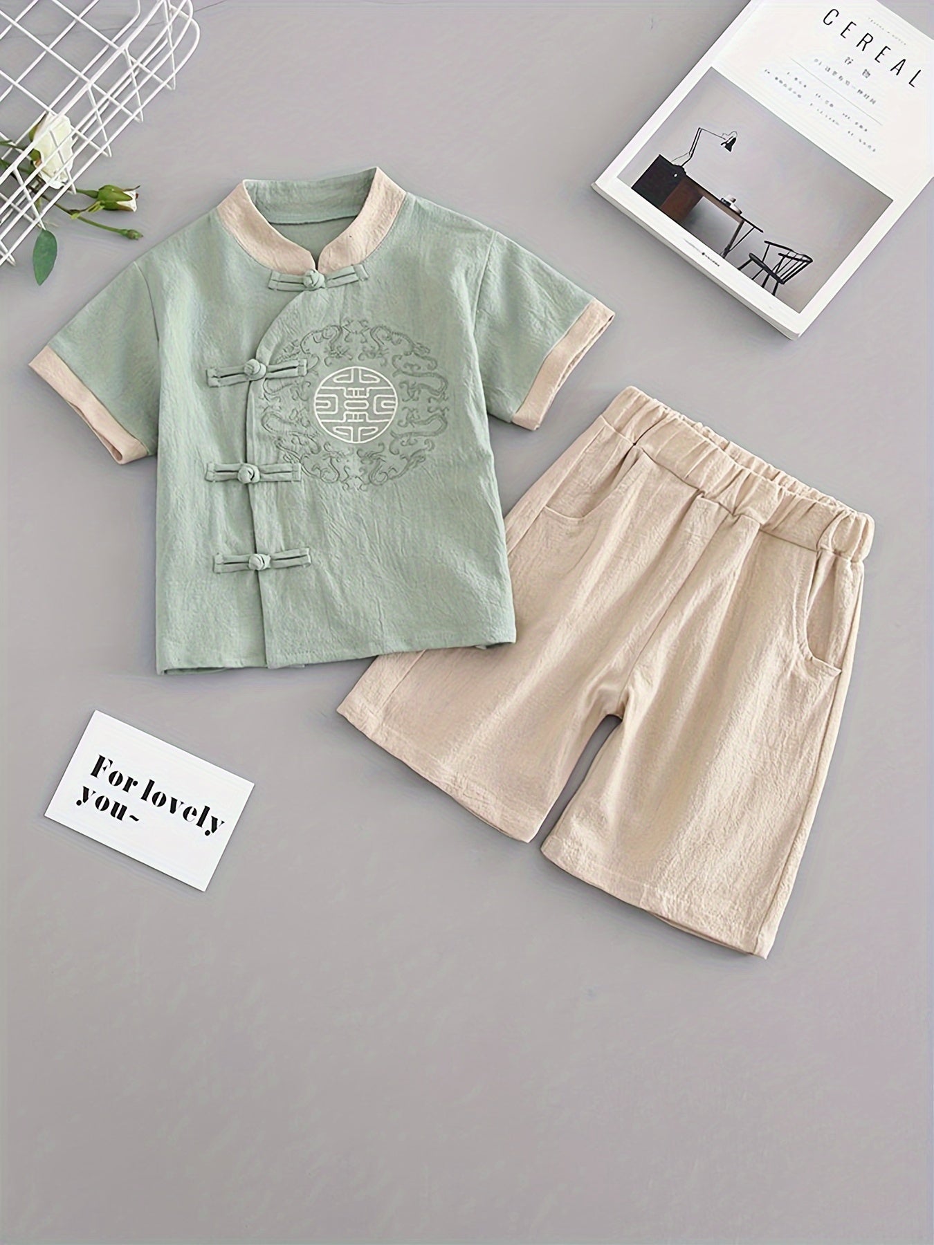 Cute Chinese tracksuit for boys and girls