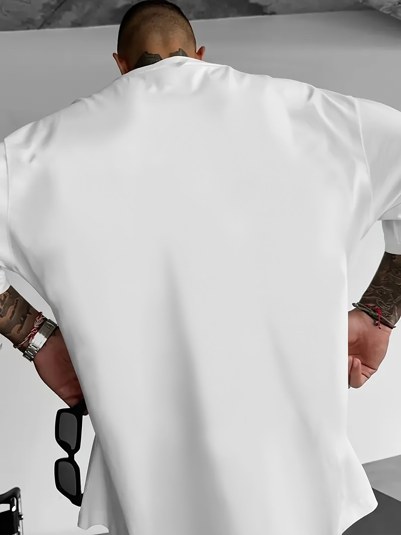 Cross graphic t-shirt (White)