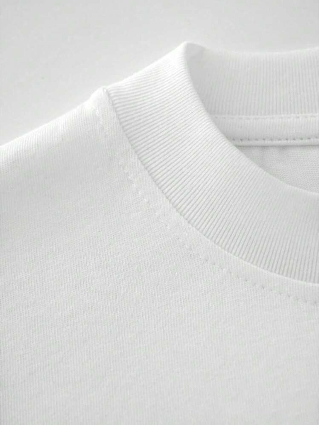 Private thinker graphics tshirt (White)