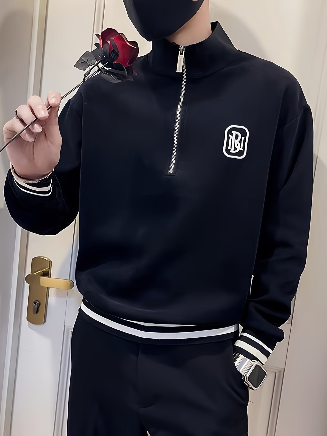 Luxurious sweatshirt (Black)