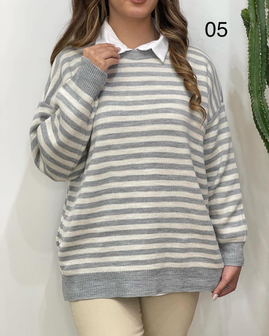 Women Sweatshirts-Grey Linning